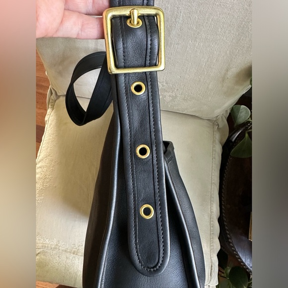 Black Leather Coach Legacy Bag No G9n-9966 - Picture 6 of 17